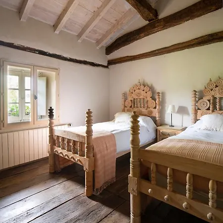 Ulle Gorri Country house